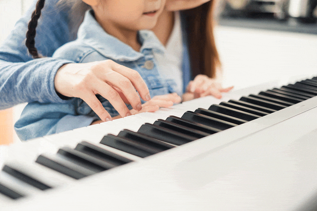 Keyboard oder Digitalpiano – was ist zum Lernen besser?