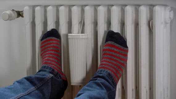Sind kalte Füße die Ursache für eine Erkältung?