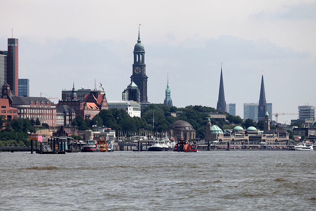 Hamburg will vom Bund mehr Unterkünfte für Flüchtlinge