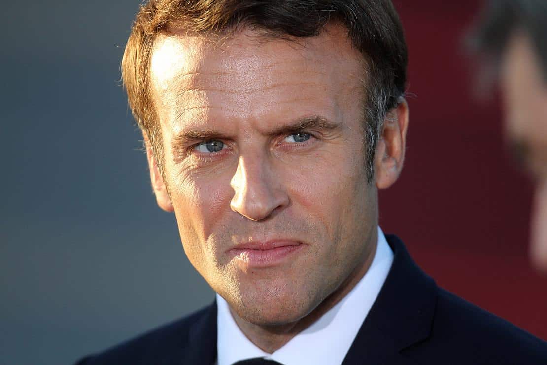 Macron riskiert für Rentenreform Misstrauensantrag