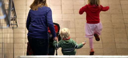 Paus pocht auf zwölf Milliarden Euro für Kindergrundsicherung