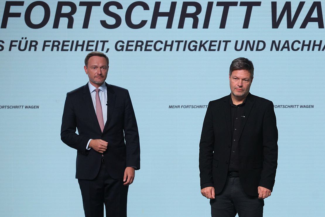 ZDF-Politbarometer: FDP legt zu – SPD und Grüne schwächer