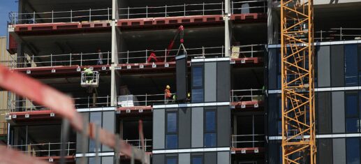 Baugewerkschaft-warnt-vor-Jobabbau-und-jahrzehntelanger-Baukrise.jpg