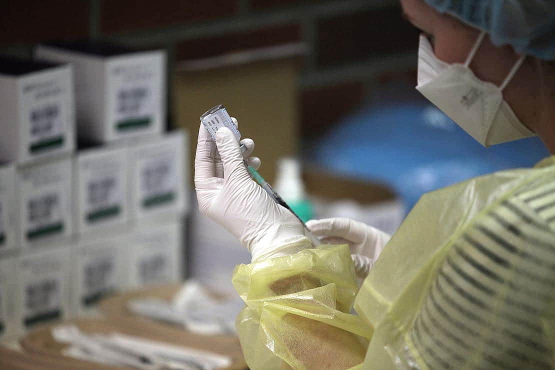 Ersatzkassen fordern "unbürokratische Lösung" für Coronaimpfungen
