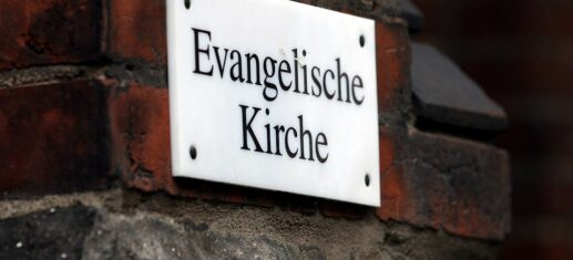 Evangelische Kirche verteidigt Kirchensteuer