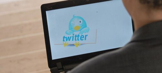 Habeck fordert von Politikern weniger Fokus auf Twitter