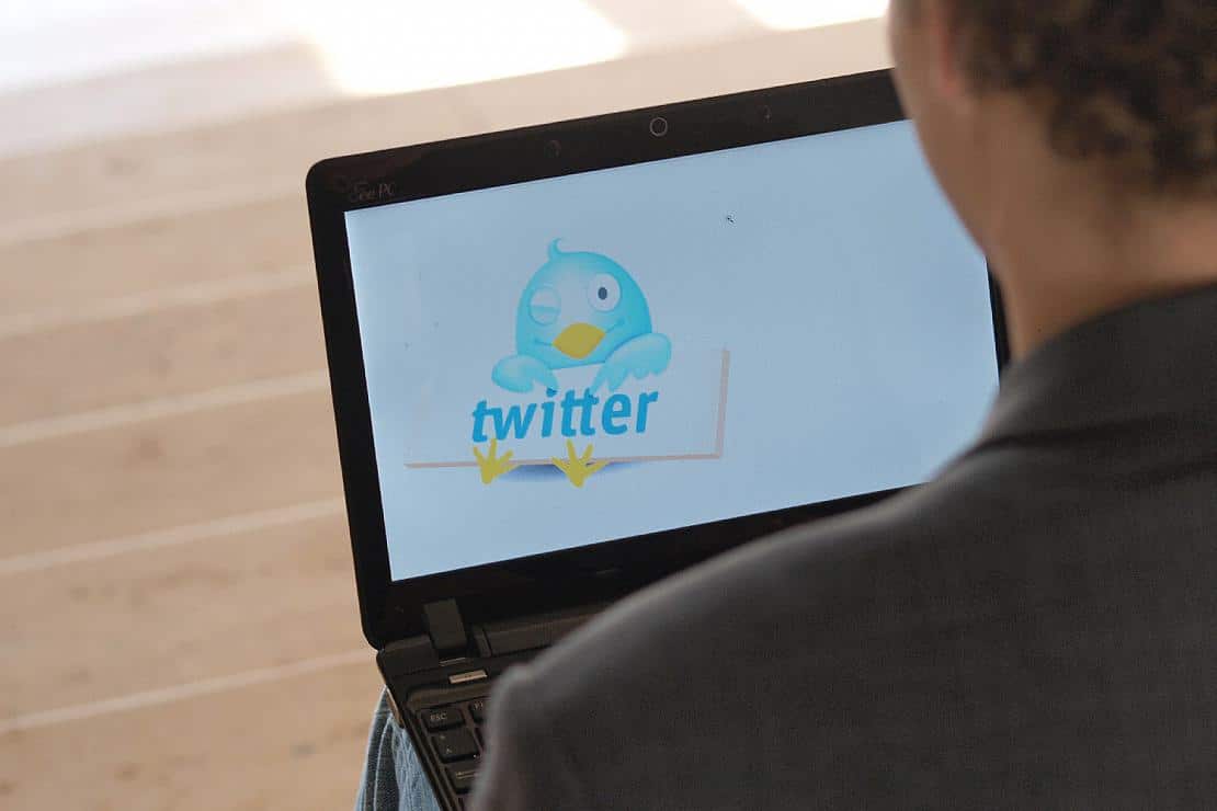 Habeck fordert von Politikern weniger Fokus auf Twitter