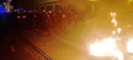 50 verletzte Polizisten und 30 Festnahmen bei Protesten in Leipzig