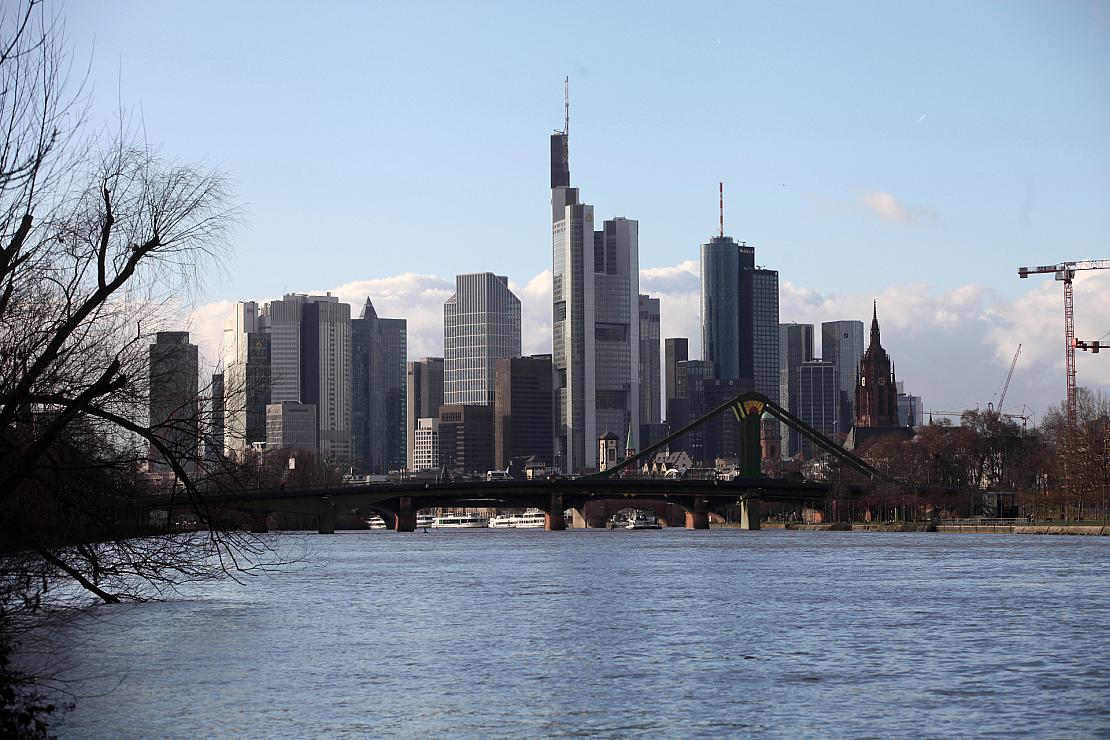Bundesbank: Banken geben Zinsen an Sparer nur "marginal" weiter