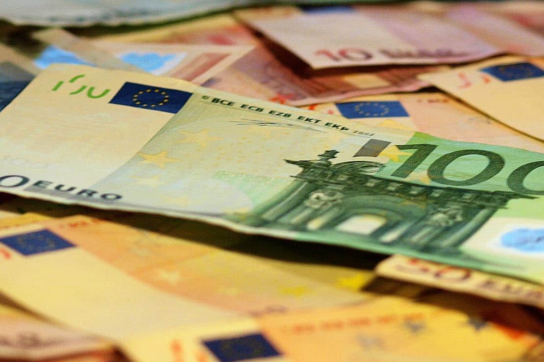 Deutschland leiht sich 14 Milliarden Euro weniger