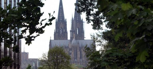 Anti-Geldwäsche-Behörde soll in Köln und Dresden sitzen