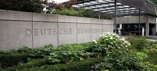 Bundesbank zerstreut Hoffnung auf baldigen "Zinsgipfel"