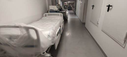 Krankenkassen werfen Lauterbach verpatzte Pflegereform vor