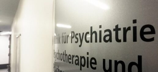 Ueberfuellte-Psychiatrie-sorgt-in-Hamburg-fuer-hohe-Kosten.jpg