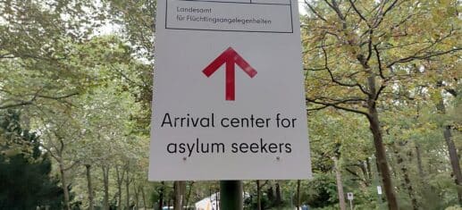 Asylverfahren-Migrationsforscher-Knaus-begruesst-Wuest-Vorschlag.jpg