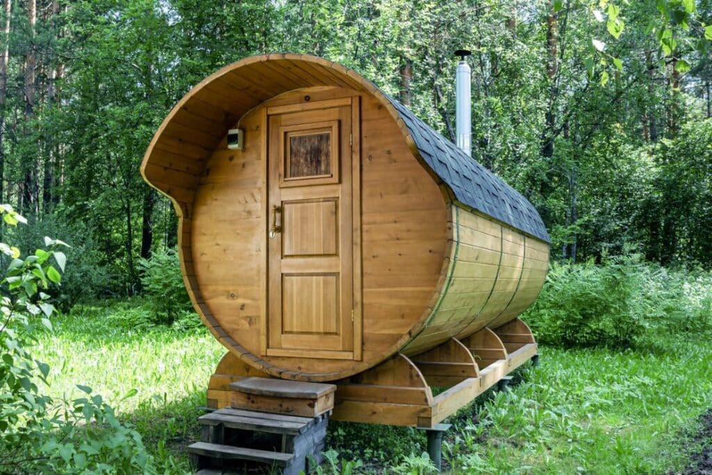 Mit der Fasssauna zu Hause entspannen