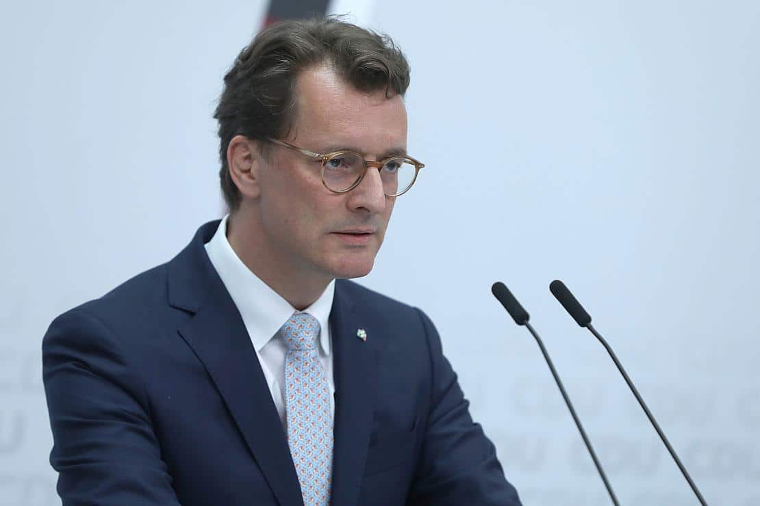 NRW mahnt Bund zu höherer Beteiligung bei Flüchtlingskosten