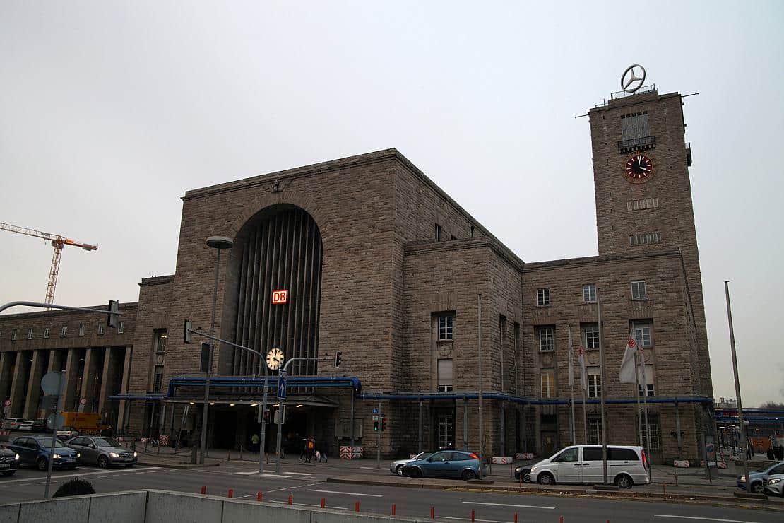 Stuttgarter Hauptbahnhof wegen Bedrohungslage geräumt
