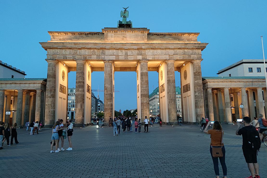 CSU verlangt Bannmeile um Brandenburger Tor