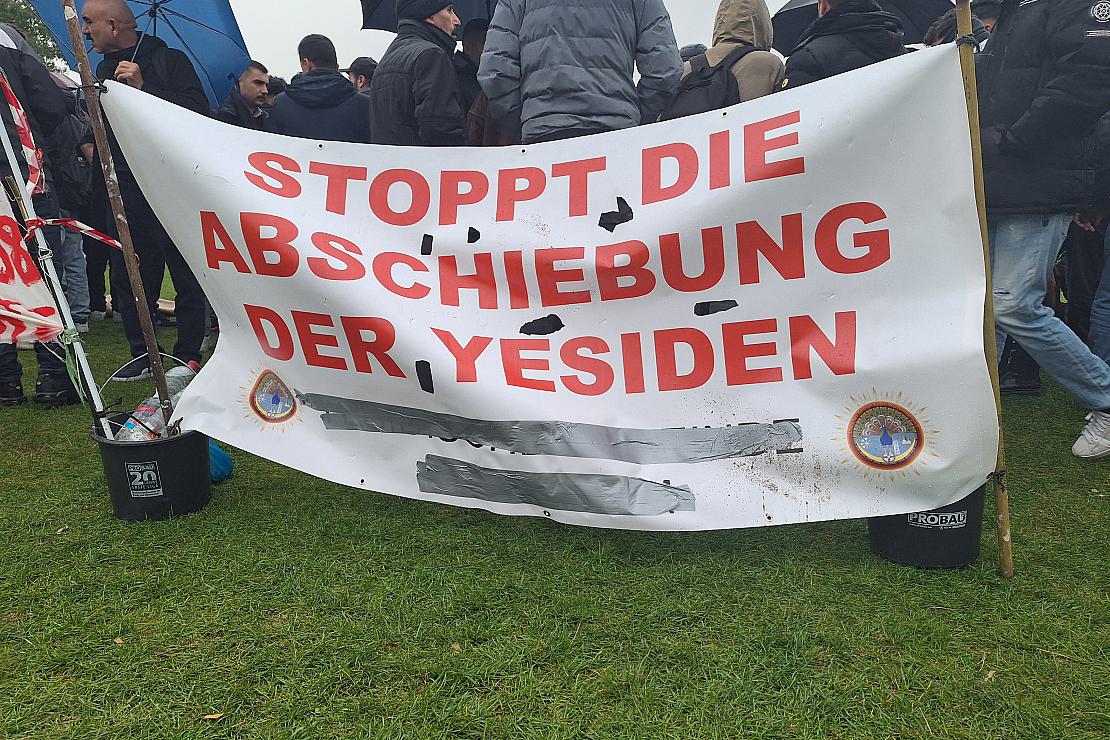 NRW-SPD verlangt Abschiebestopp für Jesiden
