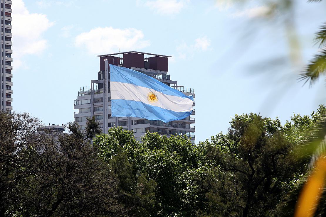 Stichwahl um Präsidentenamt in Argentinien gestartet