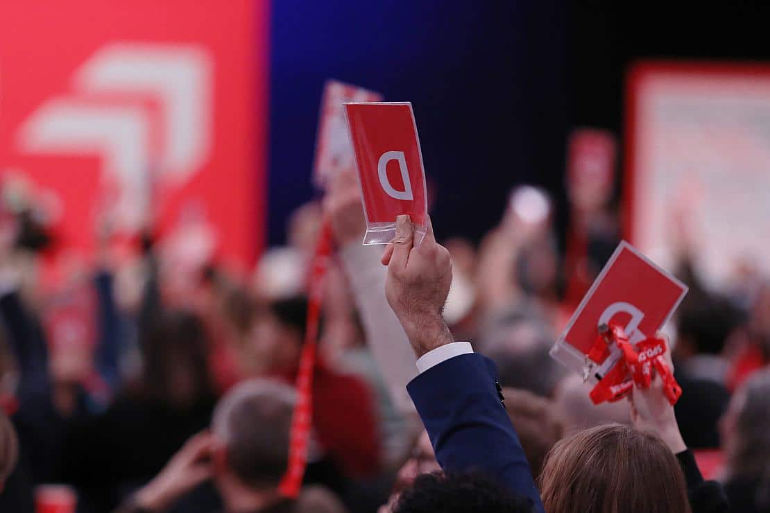 SPD-Bundesparteitag votiert gegen "starre" Schuldenbremse