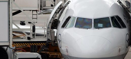 Bericht-Piloten-sollen-ueber-Streik-bei-Lufthansa-Tochter-abstimmen.jpg