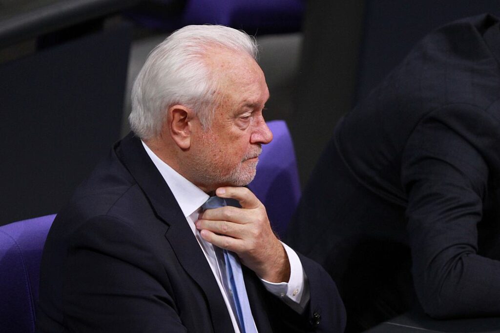 Kubicki kritisiert ablehnende Haltung zu Flüchtlings-MPK