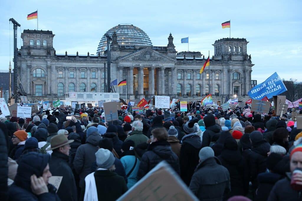 Politikwissenschaftler Hillje sieht AfD nach Demos geschwächt