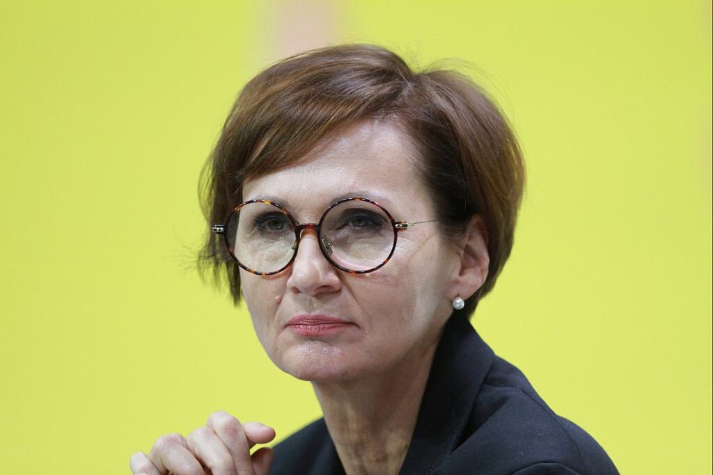 Stark-Watzinger verteidigt CO2-Endlager gegen Kritik