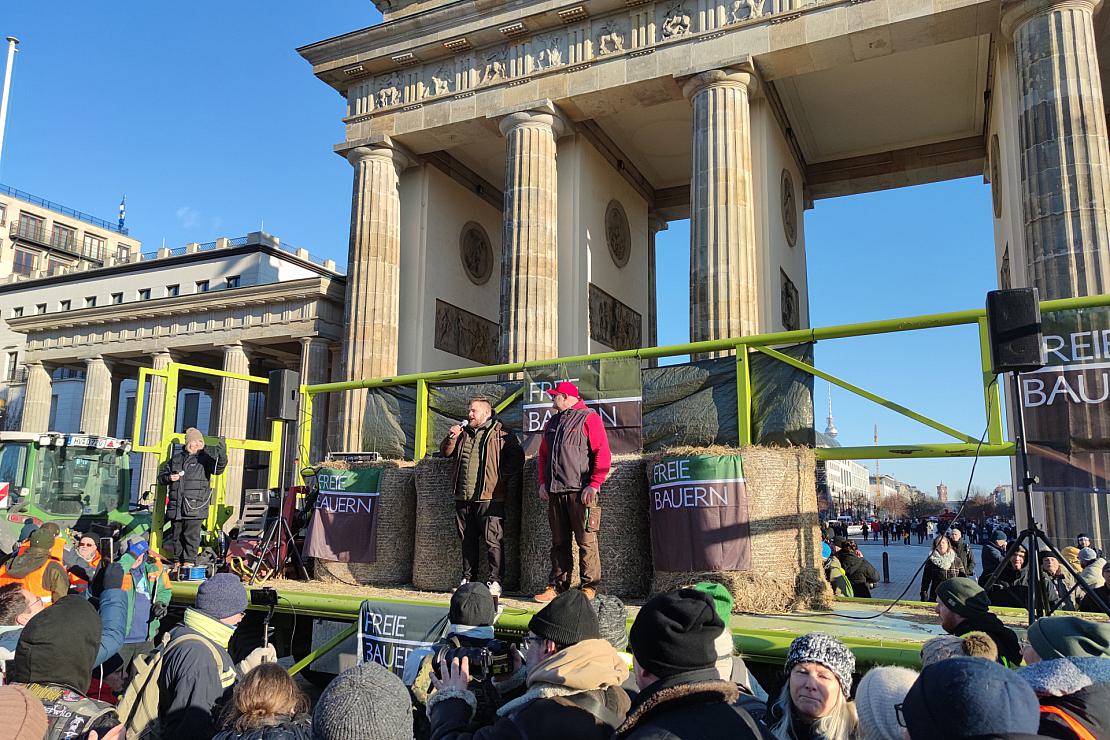 Steinmeier beklagt "Sprachlosigkeit" zwischen Bauern und Regierung