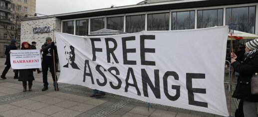 Bundestagsabgeordnete-verlangen-sofortige-Freilassung-von-Assange.jpg