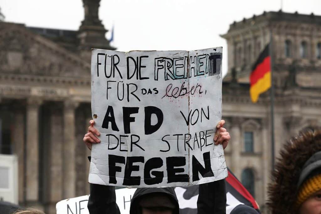 Chrupalla wirft Regierung Aufwiegelung der Bevölkerung vor