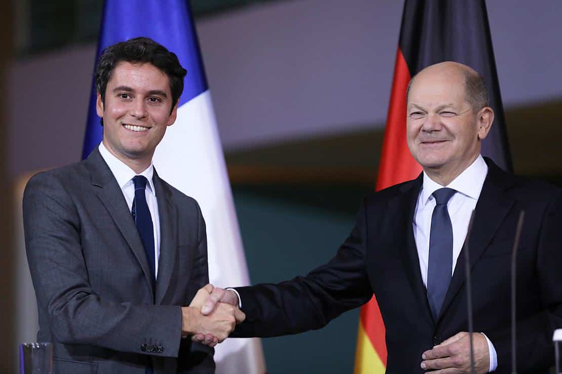 Frankreich und Deutschland versprechen Ukraine weitere Hilfe