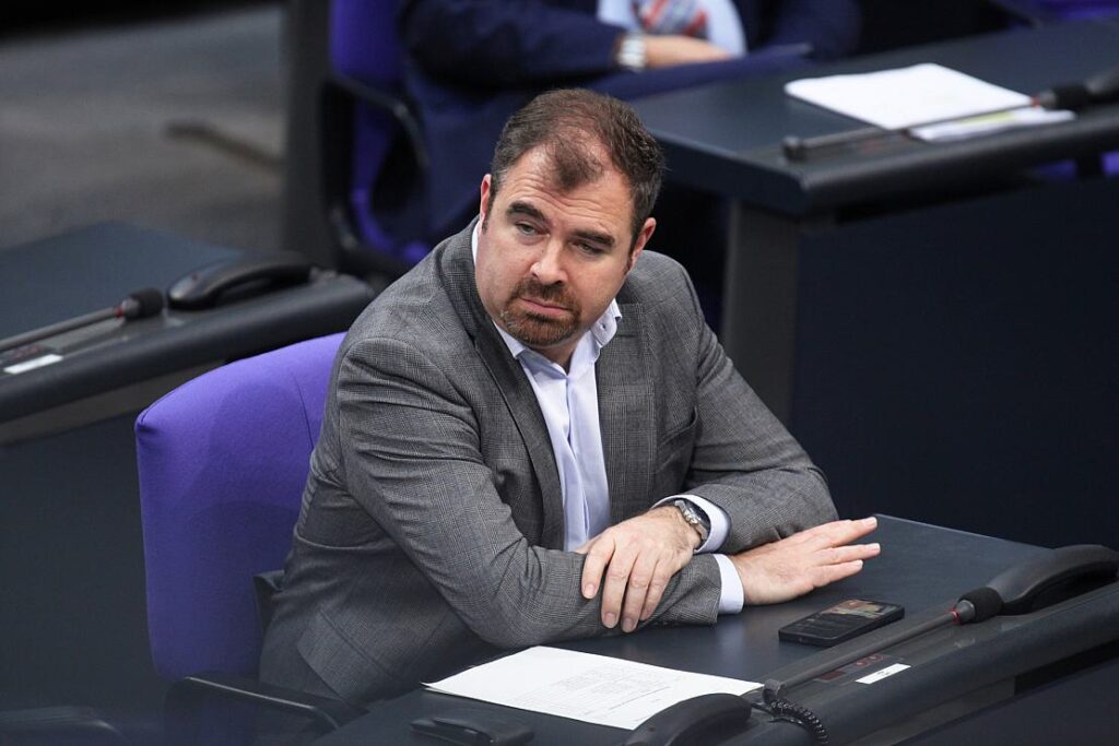 Hahn kritisiert erneute Taurus-Absage des Kanzlers