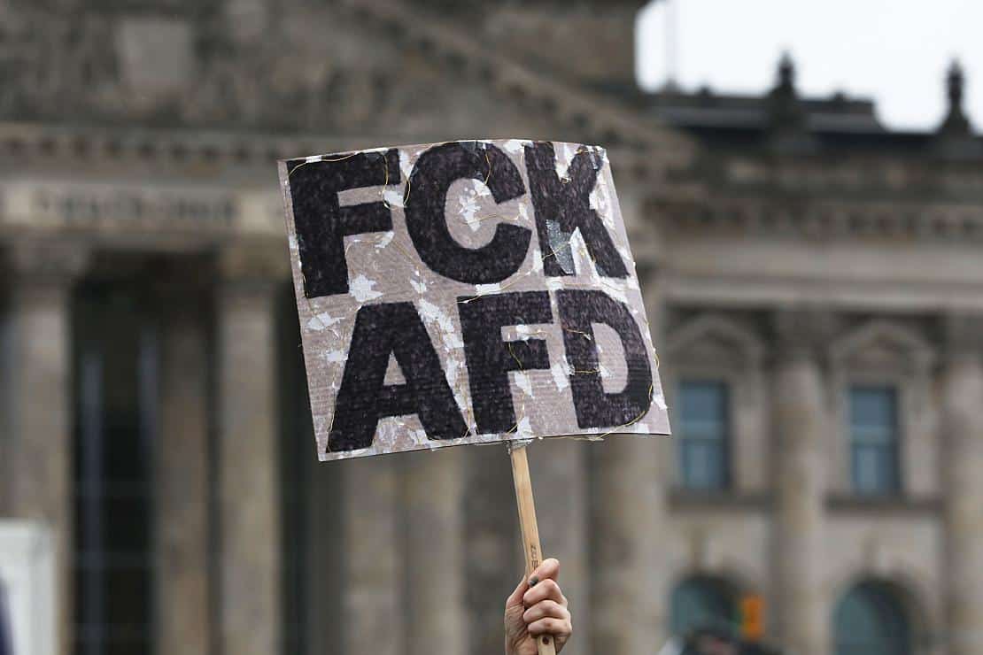 Kretschmer hält Ampel-Politiker auf Anti-AfD-Demos für unpassend