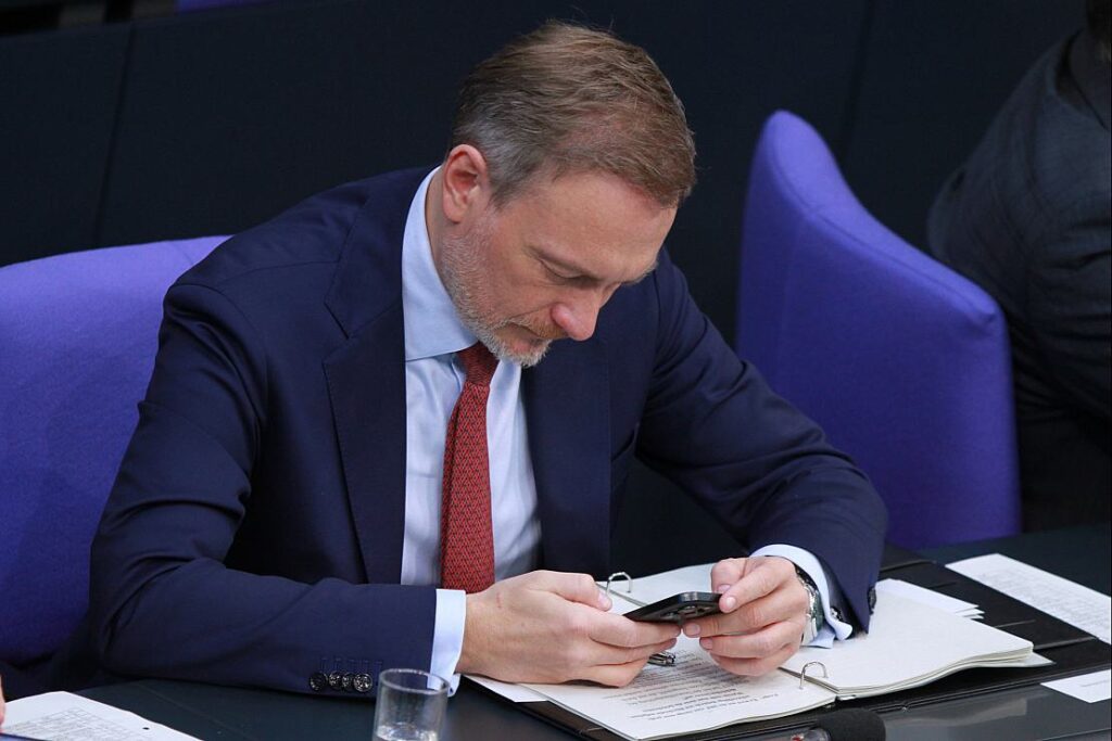 Lindner will an nuklearer Abschreckung festhalten