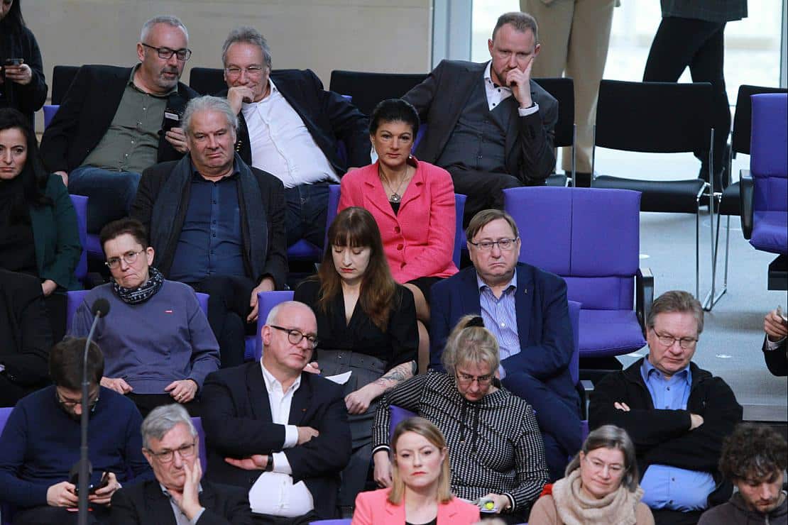 Linken-Gruppe klagt in Karlsruhe gegen beschränktes Fragerecht
