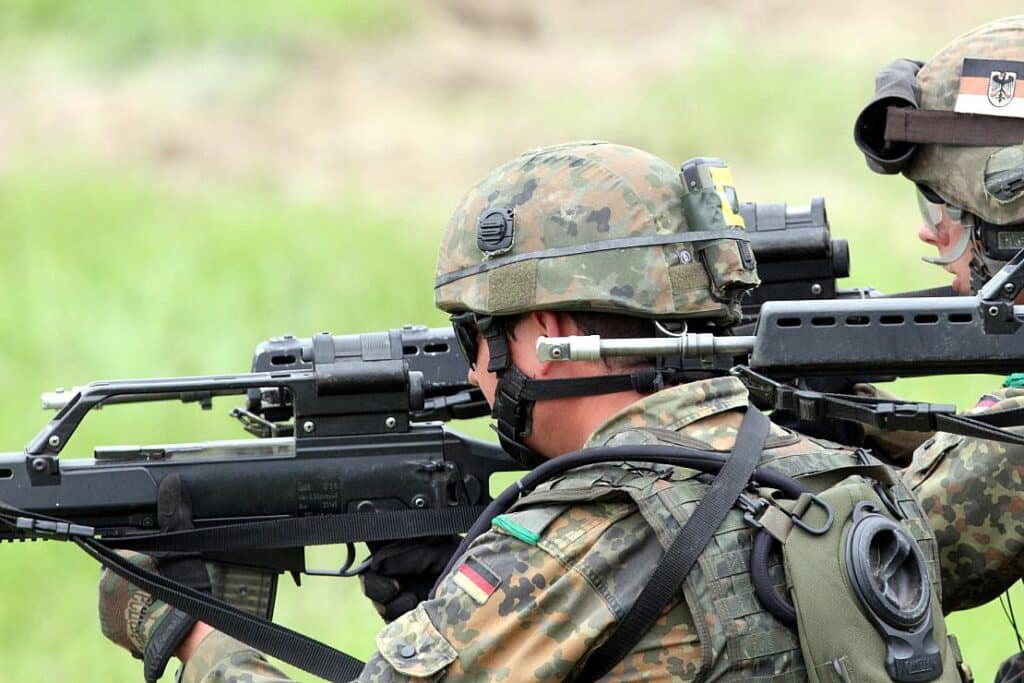 Scholz wendet sich an Bevölkerung: Keine Bundeswehr in die Ukraine