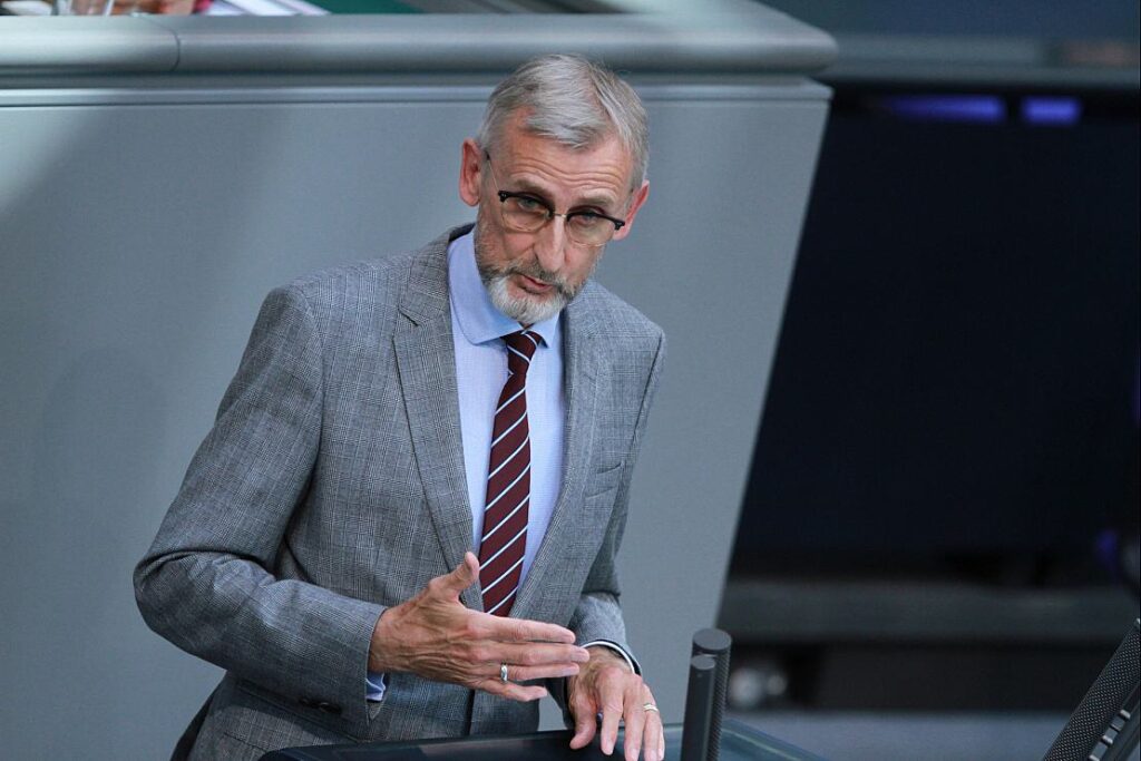 Schuster erwartet trotz Gesetz nicht mehr Abschiebungen