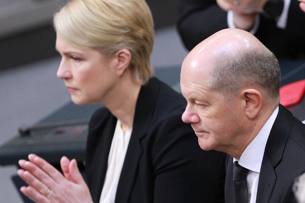 Schwesig fordert mehr Sichtbarkeit des Kanzlers