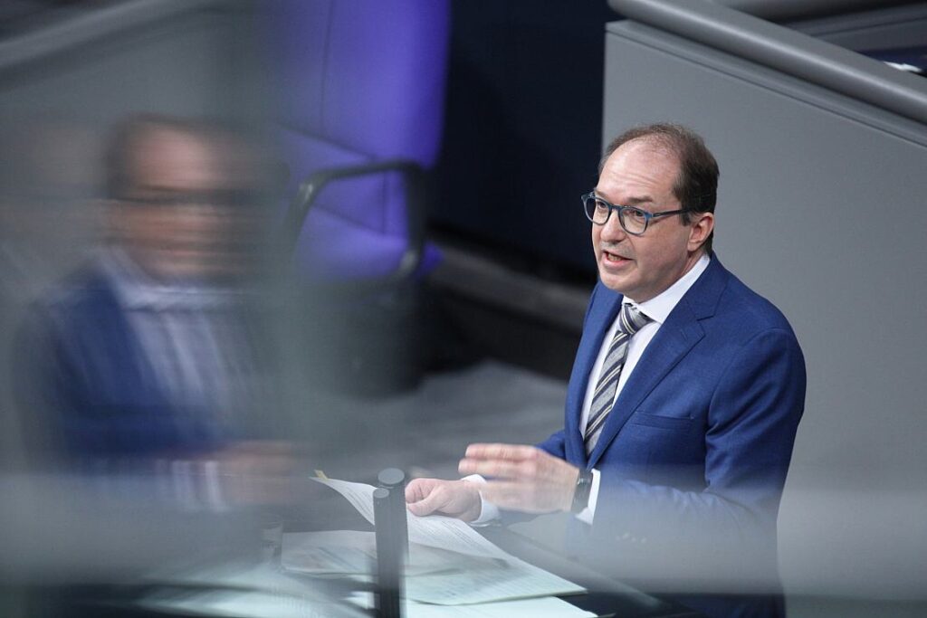 Asyl: Dobrindt drängt auf "Drittstaatenmodell"