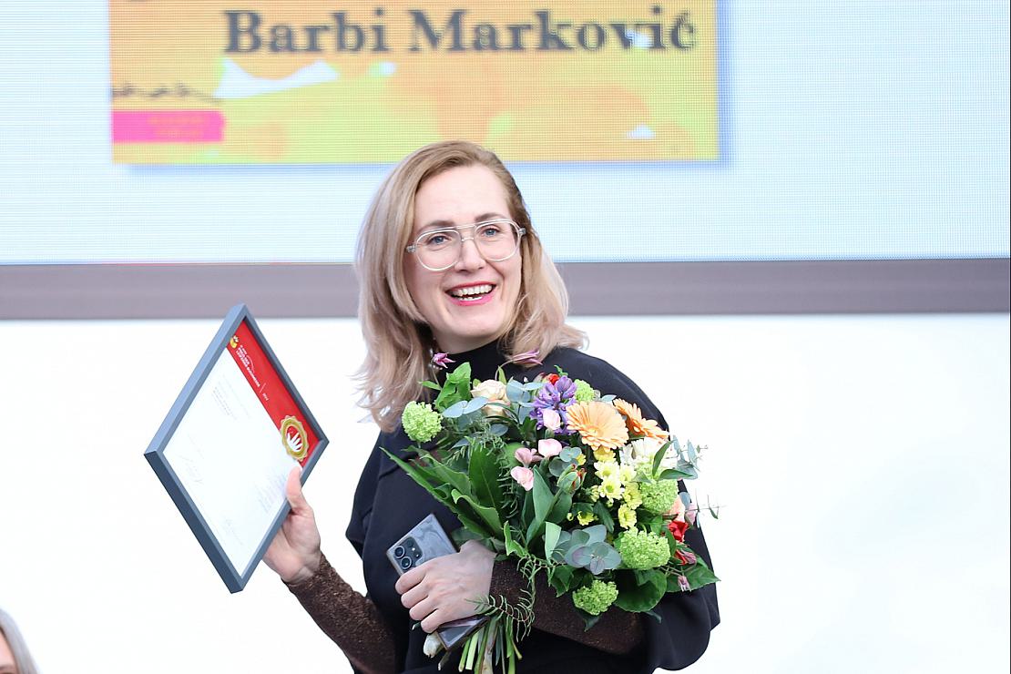 Barbi-Markovic-gewinnt-Preis-der-Leipziger-Buchmesse.jpg