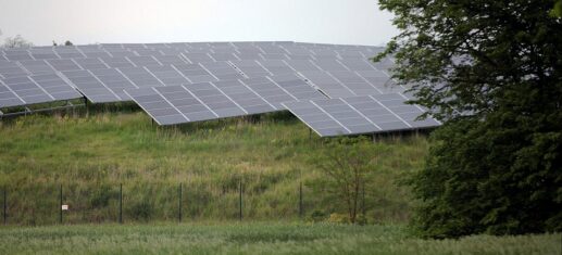 Bundesverband-Erneuerbare-Energien-fuerchtet-Krise-der-Solarindustrie.jpg