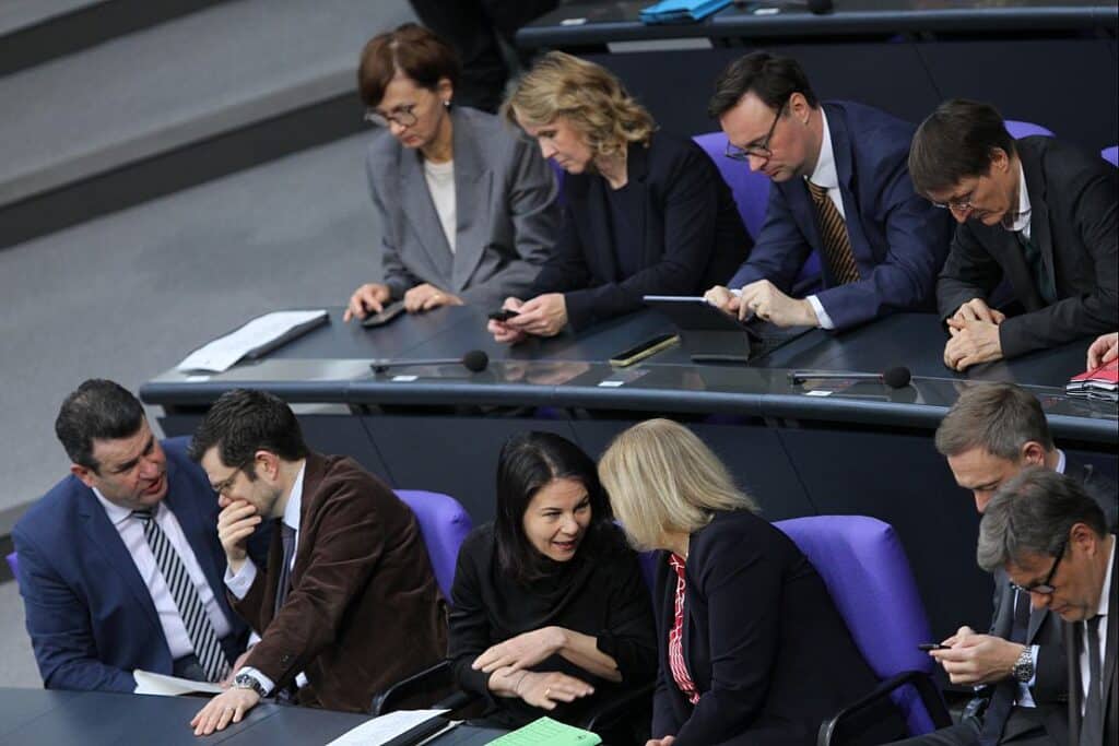 FDP-Präsidiumsmitglied Hüskens klar gegen Ampel-Austritt