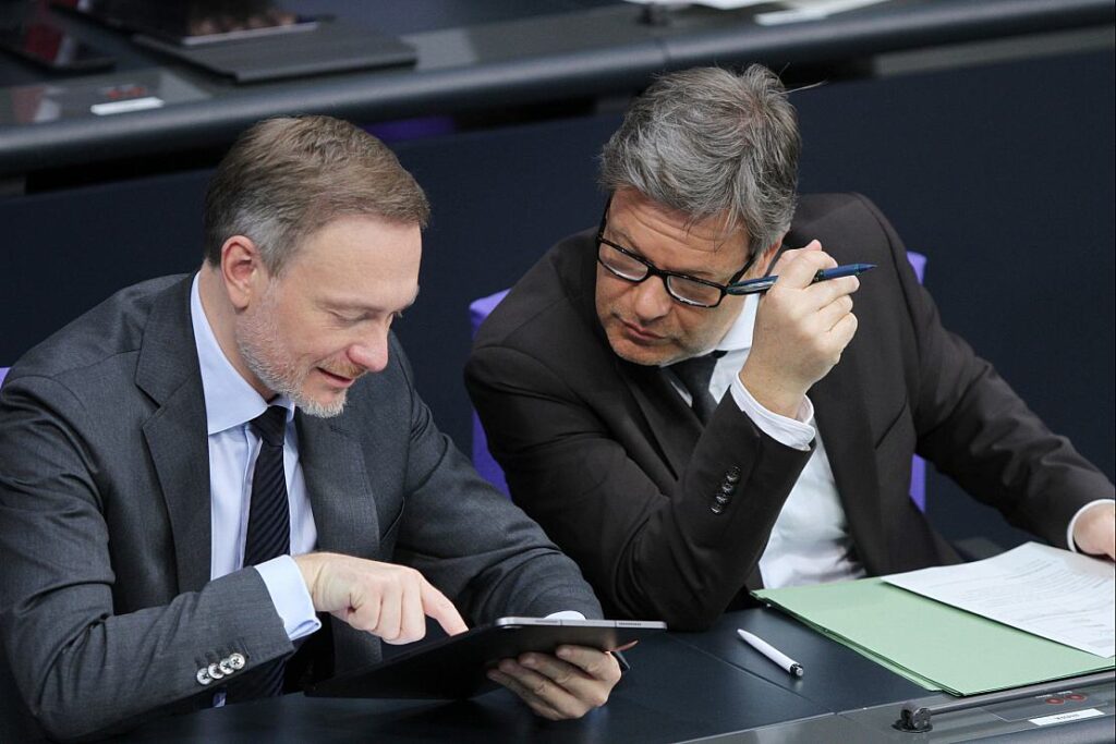 Habeck und Lindner für Aufarbeitung der Corona-Politik