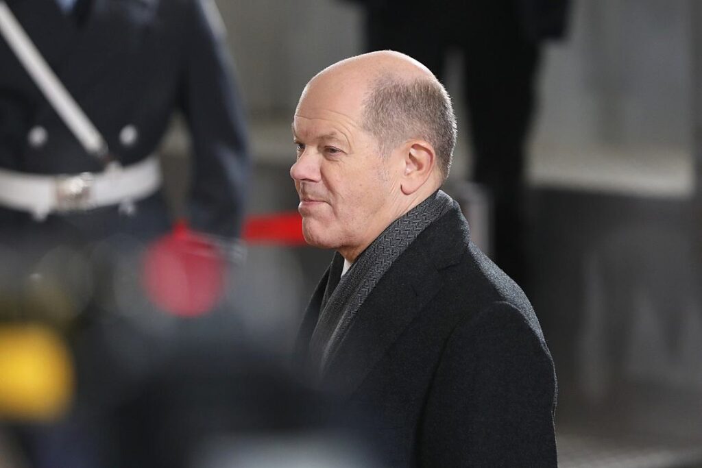 Hofreiter und Röttgen attackieren Scholz` Ukraine-Politik