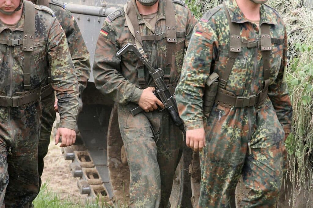 Stellvertretender Generalinspekteur begrüßt Wehrpflicht-Debatte