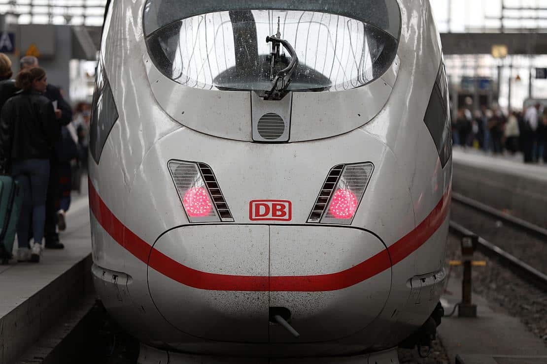Verbraucherschützer kritisieren Bahncard-Pläne der DB