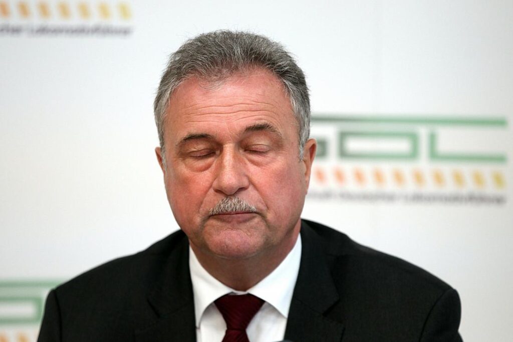 Verkehrsminister und Fahrgastverband kritisieren Lokführer